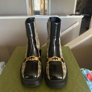 Gucci Black and Cream Ankle Boots with Gold Accent